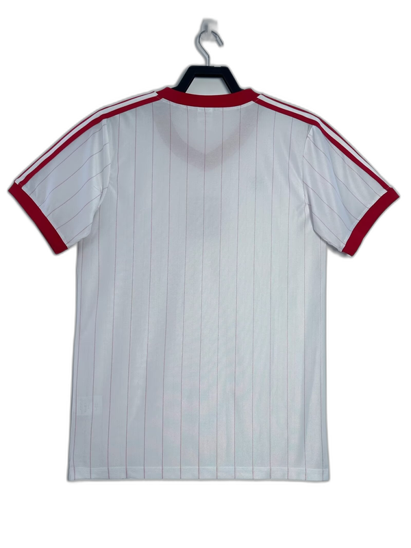 Poland 1982 I Home Camisa - Versão Retrô