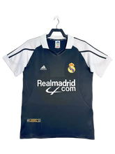 Real Madrid 01/02 II Away Jersey - Retro Version