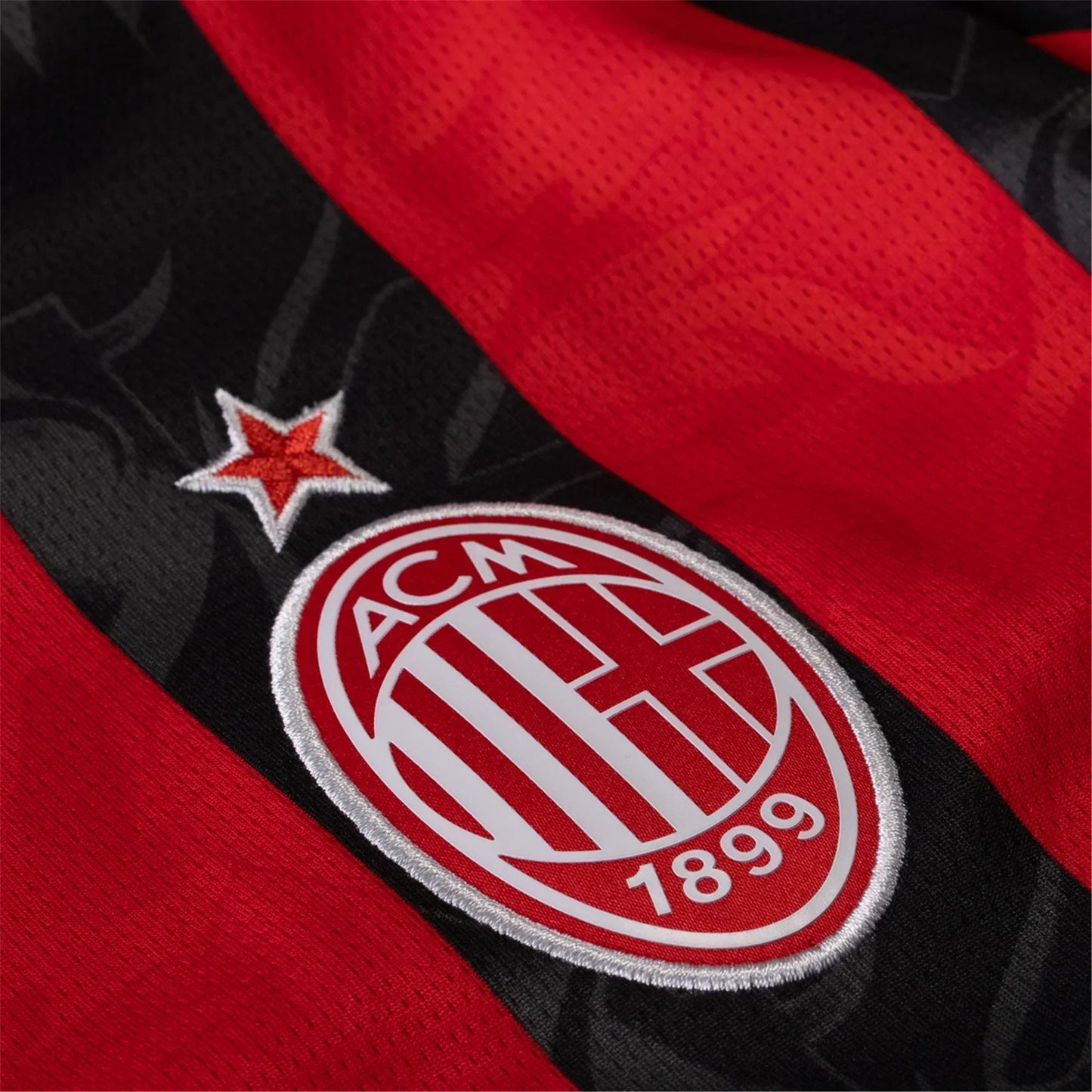 Luka Modrić - AC Milan 25/26 I Home Camisa - Versão Torcedor